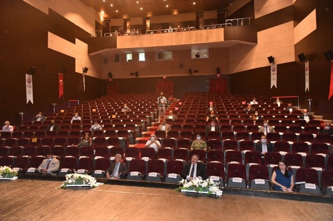 Maltepe’de “yeni normalin” ilk Meclis toplantısı yapıldı