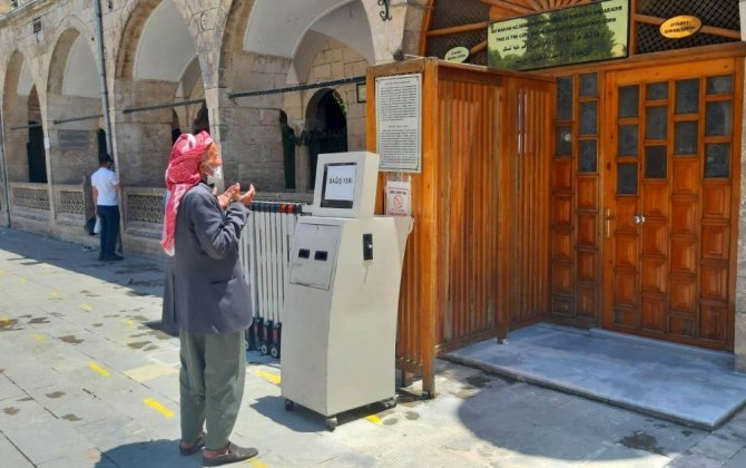 Şanlıurfa’ya gelen turistler dışarıda dua edip ayrıldı