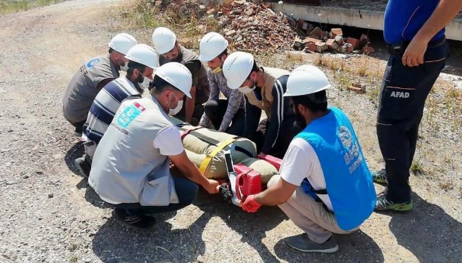 yalova afad dan dernek uyelerine egitim