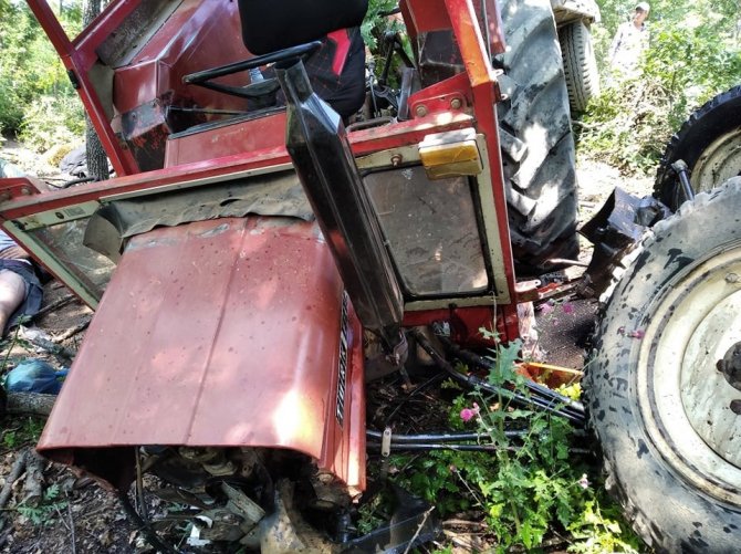 Bilecik’te traktör kazası, 2 yaralı