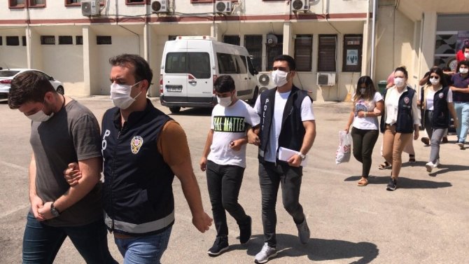 Mersin’deki sahte bahis operasyonunda 8 kişi tutuklandı