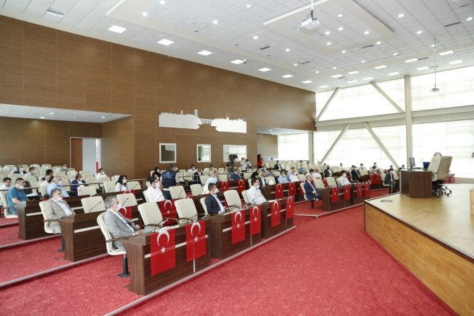 Sultangazi Belediyesi’nin faaliyet raporu meclisten onay aldı