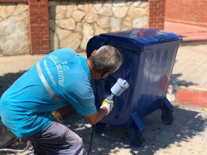 Nazilli’de çöp konteynerleri yenileniyor