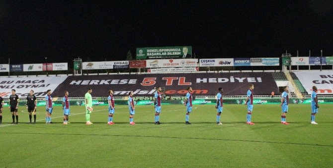 Süper Lig: Denizlispor: 0 - Trabzonspor: 1 (İlk yarı)