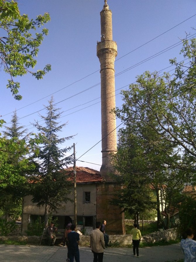 Osmanlı dönemine ait tarihi Üçköy camii restore edilecek