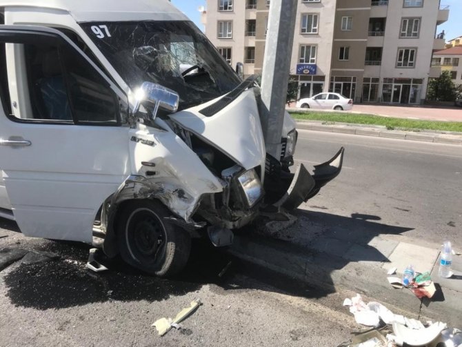 Kayseri’de 4 aracın karıştığı kazada 7 kişi yaralandı