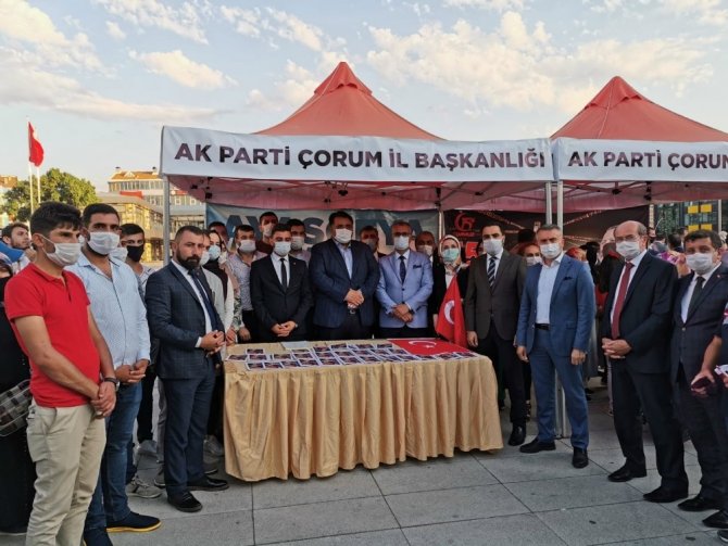 AK Parti Çorum teşkilatı lokma dağıttı