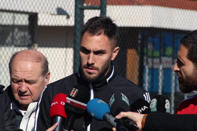 Beşiktaş’ta Ruiz, sözleşmesini tek taraflı feshetti