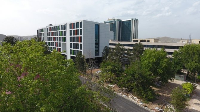 Malatya Onkoloji Hastanesi hizmete başladı