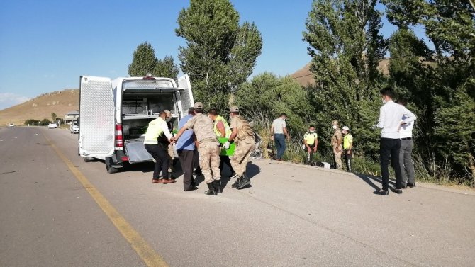 Van’da trafik kazası: 2 ölü, 5 yaralı