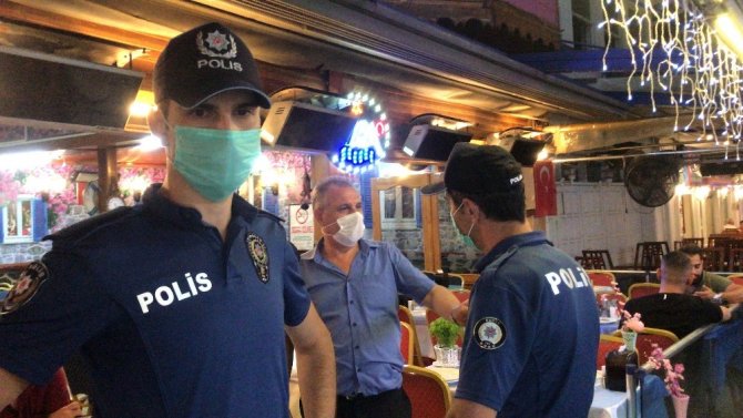 Bursa’da 500 polisle eğlence mekanlarına korona virüs uygulaması