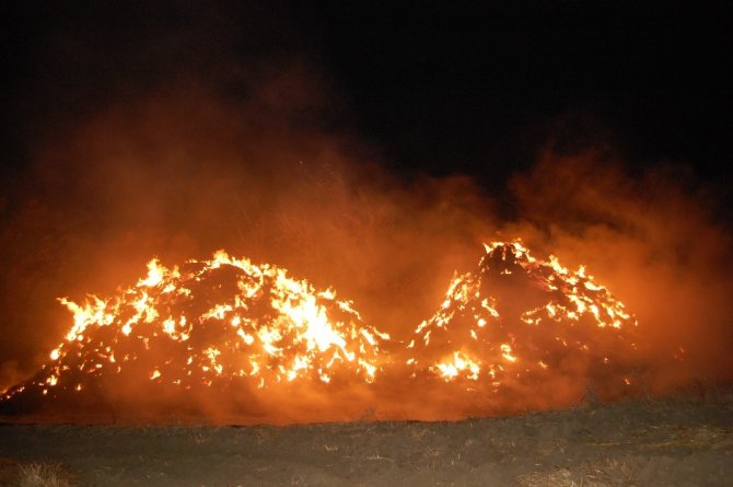 Tekirdağ’da kundaklama iddiası: 6 bin balya saman alev alev yandı