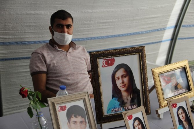 HDP önündeki evlat nöbeti 345’inci gününde