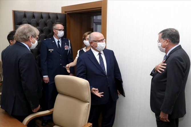 Millî Savunma Bakan Yardımcısı Karaosmanoğlu, ABD’nin Libya ve Ankara Büyükelçilerini kabul etti