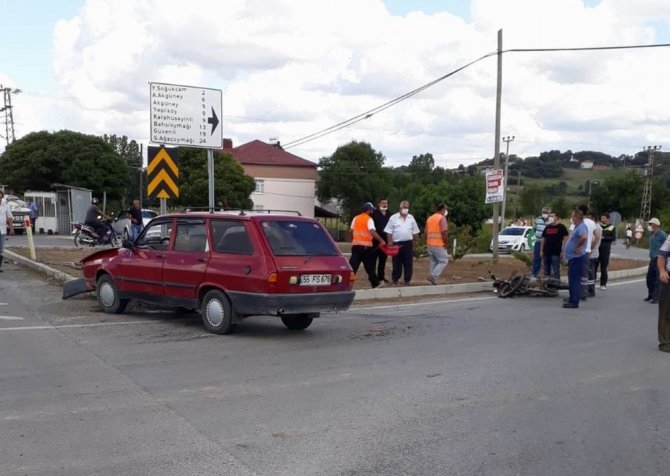 Samsun’da otomobil ile motosiklet çarpıştı: 2 yaralı