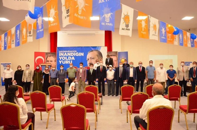 Çavdarhisar’da AK Parti İlçe Başkanı Yaşar Rıdvan Kocaman seçildi
