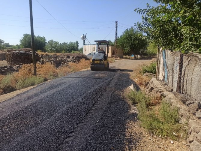 Diyarbakır Büyükşehir Belediyesi asfaltlama çalışmalarını hızlandırdı