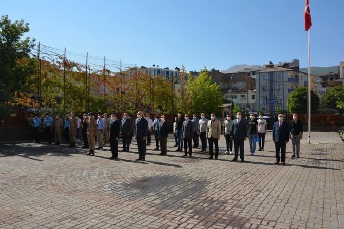 Güroymak’ta 19 Eylül Gaziler Günü düzenlenen törenle kutlandı