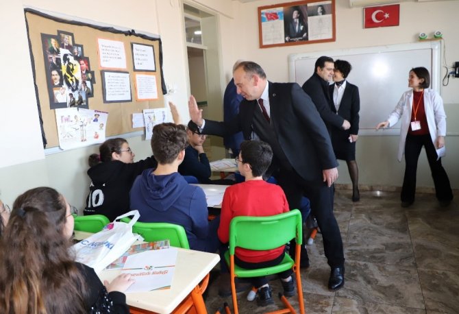 Turgutlu Belediyesi ’uzaktan eğitim’ için seferber oldu