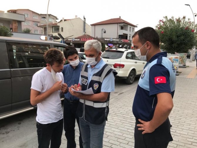 Serdivan’da Zabıta ekipleri korona virüs denetimi gerçekleştirdi