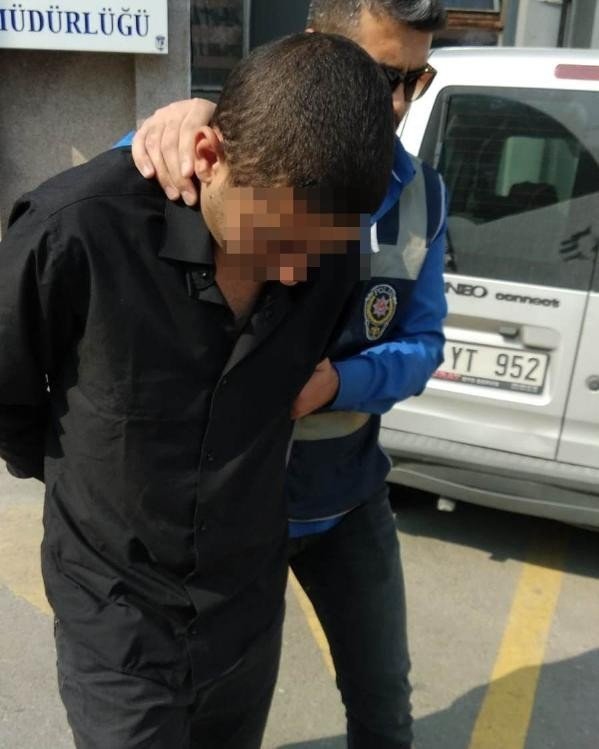 İzmir’de doktorun boğazını kesen saldırgana 20 yıl hapis cezası verildi
