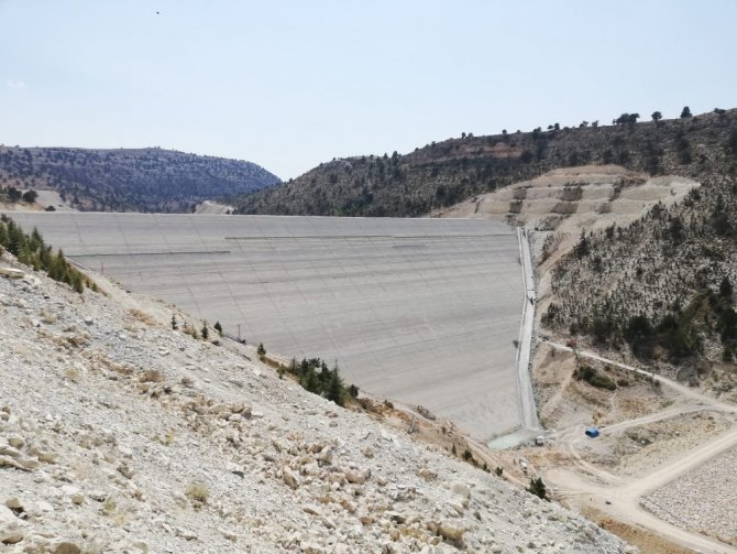 Mersin Aksıfat Barajında gövde dolgusu tamamlandı