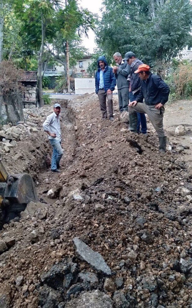 Şahinler Mahallesi’nin içme suyu hattının onarımı tamamlandı