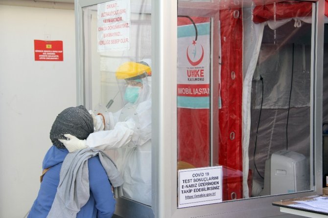 Kastamonu’daki hastanede 95 sağlık çalışanı korona virüse yakalandı