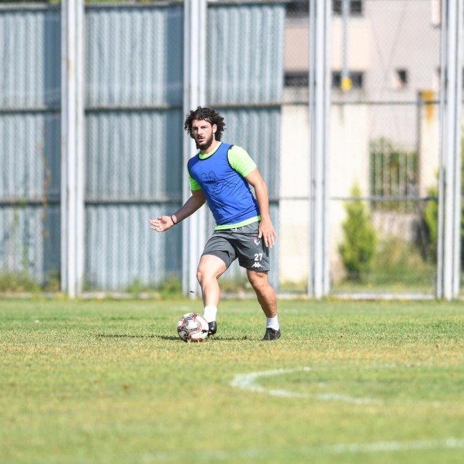 Serdar Özkan ve Sedat Dursun Bursaspor’da kaldı