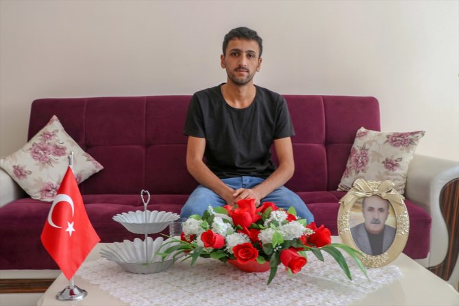 PKK'nın katlettiği AK Parti'li Muştu'nun ailesi acı dolu geceyi unutamıyor