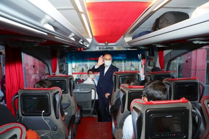 Mardin şehirlerarası otobüs terminalinde korona virüs denetimi