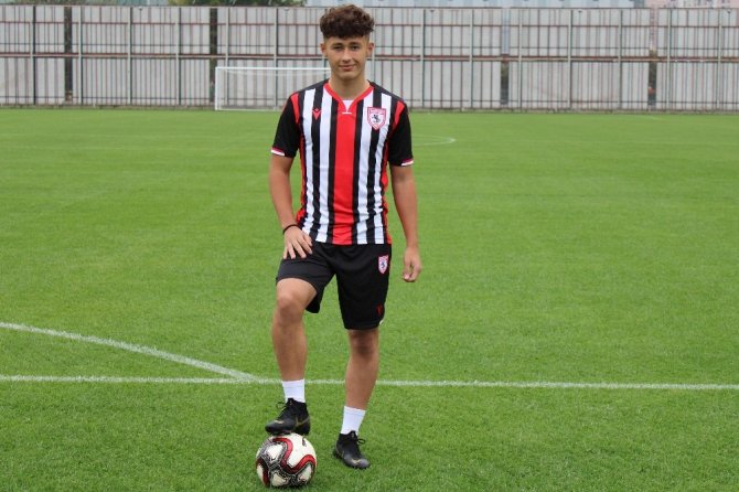 Samsunspor’un genç futbolcusuna milli davet