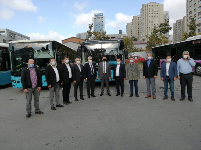 Ataşehir’de Özel Halk Otobüsleri korona virüse karşı dezenfekte edildi