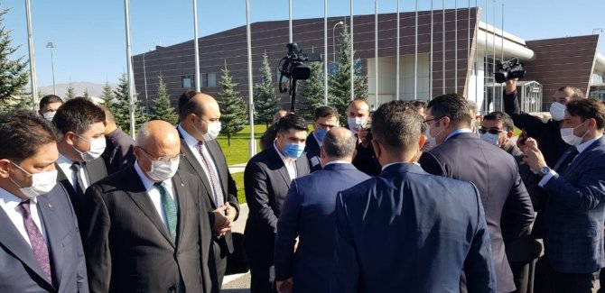Bilim Sanayi ve Teknoloji Bakanı Varank Erzurum’da