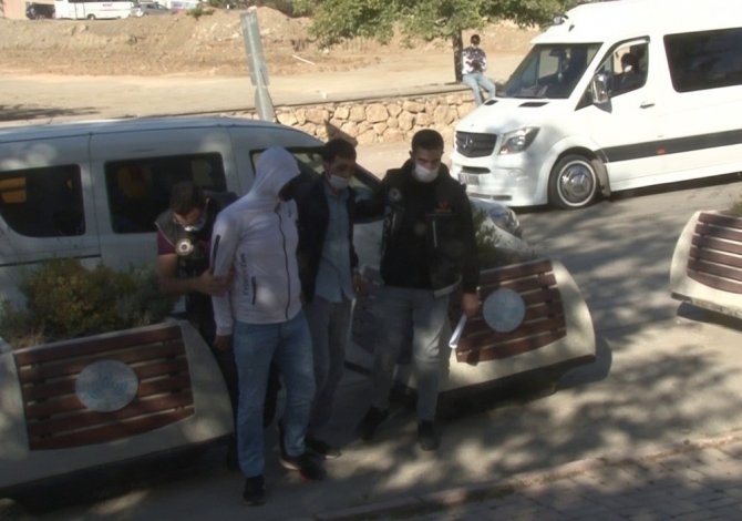 Elazığ’da uyuşturucu ile mücadele önce kullanıcılar, sonra satıcılar yakalandı