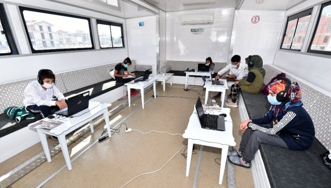 Karatay “Mobil EBA Destek Noktası” projesi hayata geçti