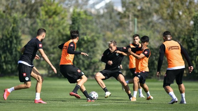 Konyaspor, Başakşehir maçına hazırlanıyor