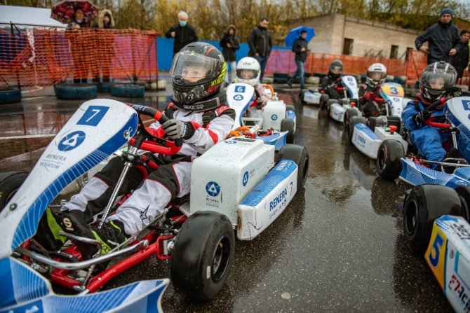 Rosatom, ilk Rus elektrikli otomobil yarışında arabaları lityum iyon pillerle donatıyor