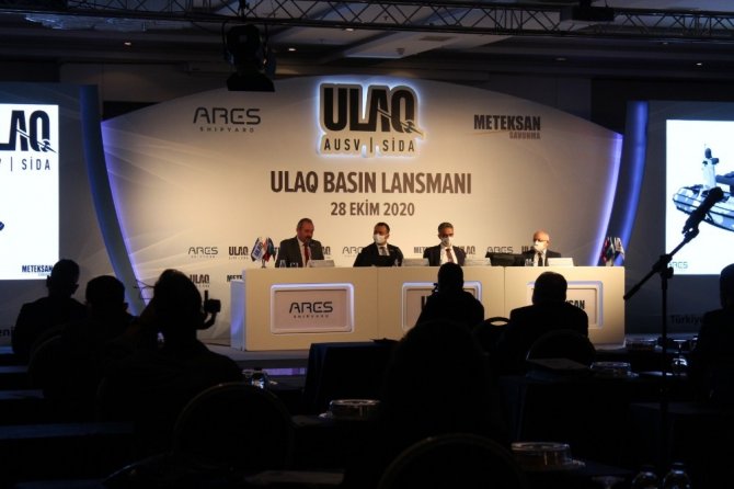 Türkiye’nin ilk muharip insansız deniz aracı “ULAQ” tanıtıldı