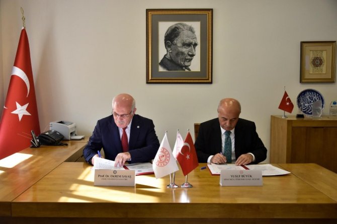 Uşak Üniversitesi ve MEB arasında işbirliği protokolü imzalandı