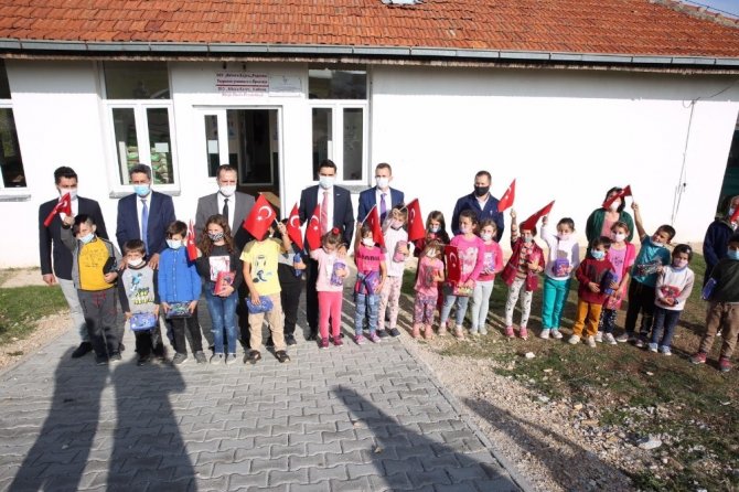 YTB Başkanı Eren, Kuzey Makedonya’da Yörük köylerini ziyaret etti