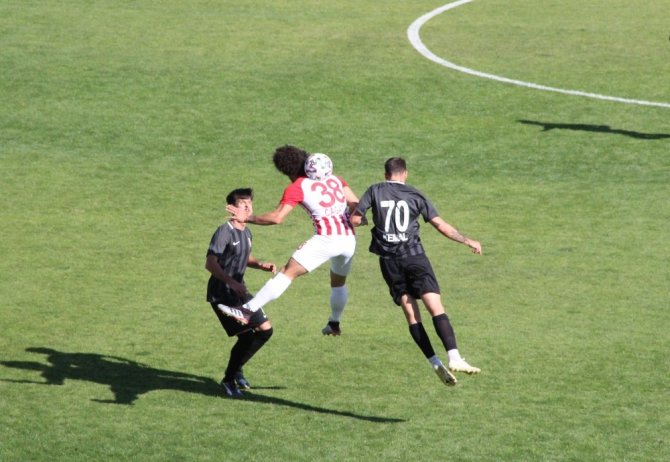 3. Lig: Karaman Belediyespor: 5 - Ceyhanspor: 1