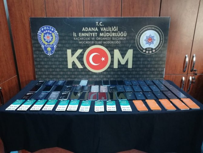 Adana’da 116 kaçak cep telefonu ele geçirildi