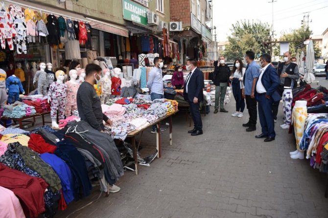 Başkan Beyoğlu, bakıma alınan Sakarya Caddesinde incelemelerde bulundu