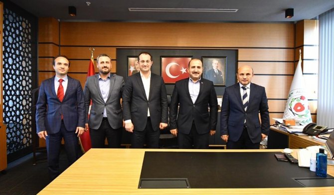 Trabzonlu Başkanlardan Altınova ziyareti