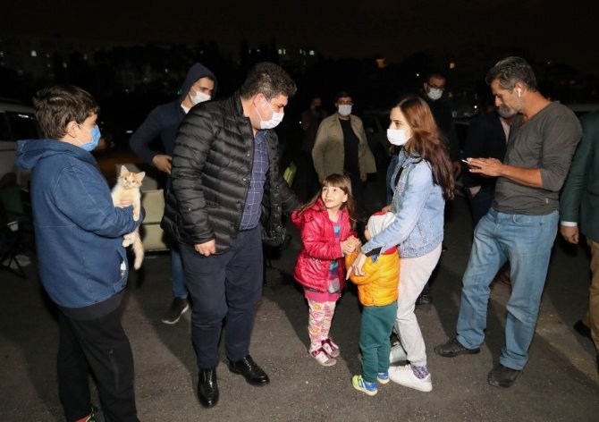 İzmir depreminin yaralarını sarmak için Buca Belediyesi alarmda