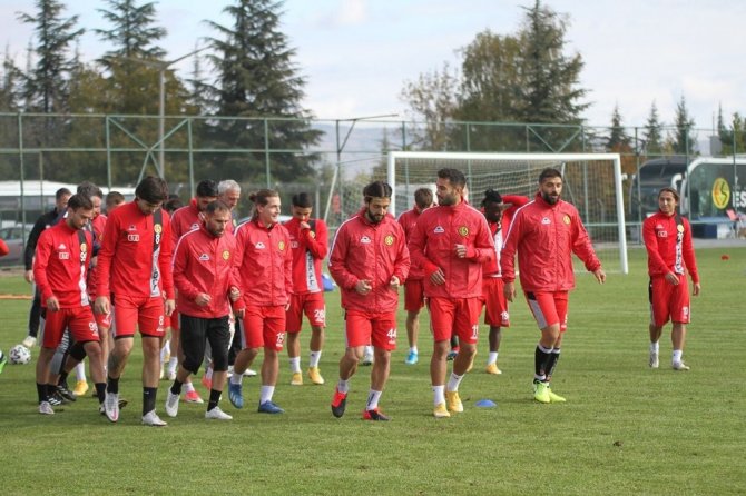Eskişehirspor Akhisarspor maçı hazırlıklarını tamamladı