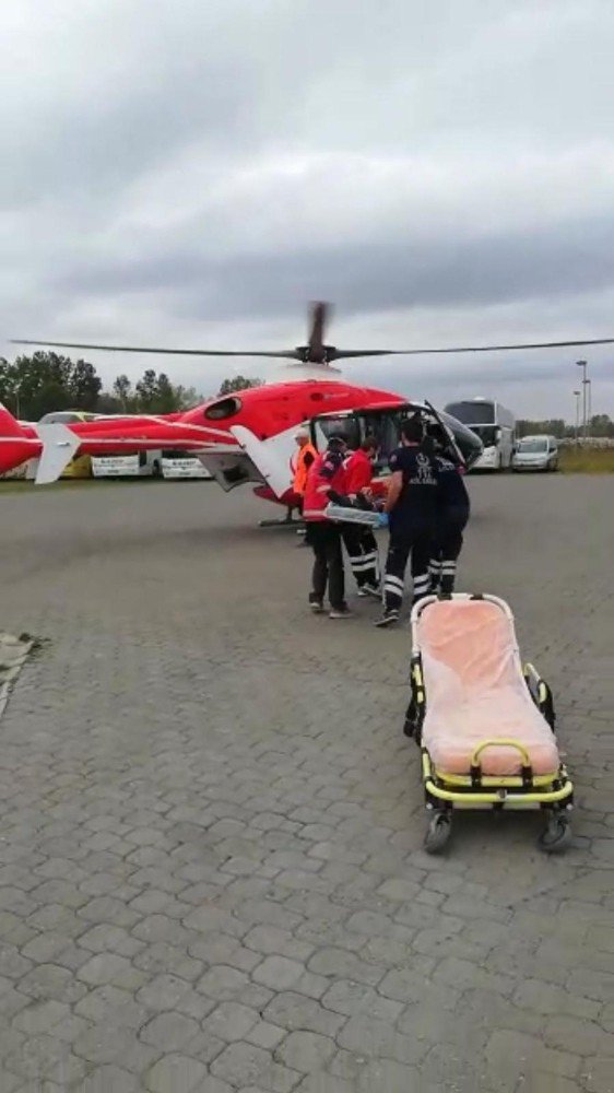 Ambulans helikopter 82 yaşındaki hasta için havalandı