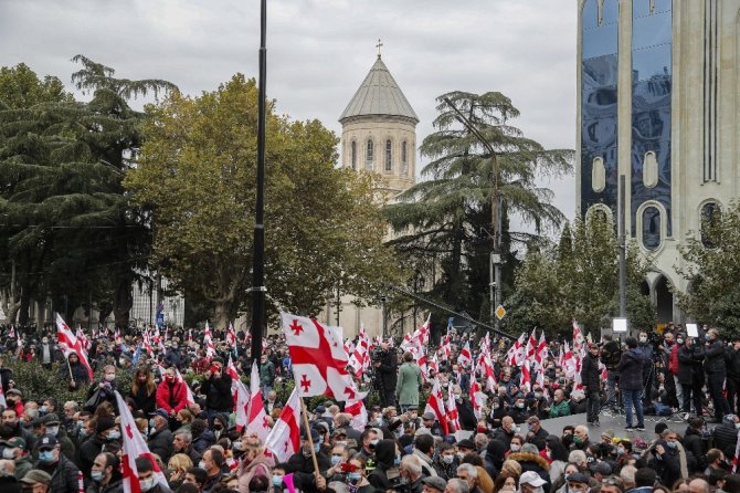Gürcistan’da muhalefetin protestoları devam ediyor