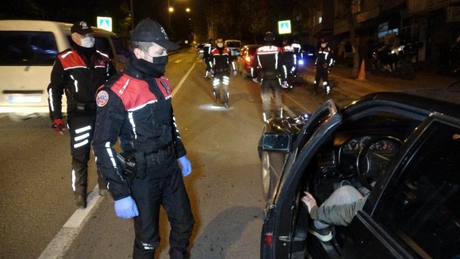 Samsun’da motosikletli Yunus polisleri asayiş uygulaması yaptı